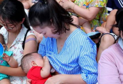 生孩子视频顺产,顺产全程视频回顾